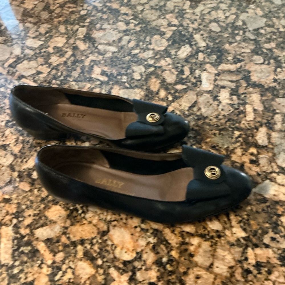 Bally Women's Black Flats with Bow & Gold Logo